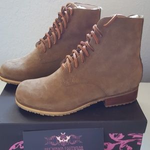 GeeWawa Harleen Lumberjack Lace Up Boots New Sz 9